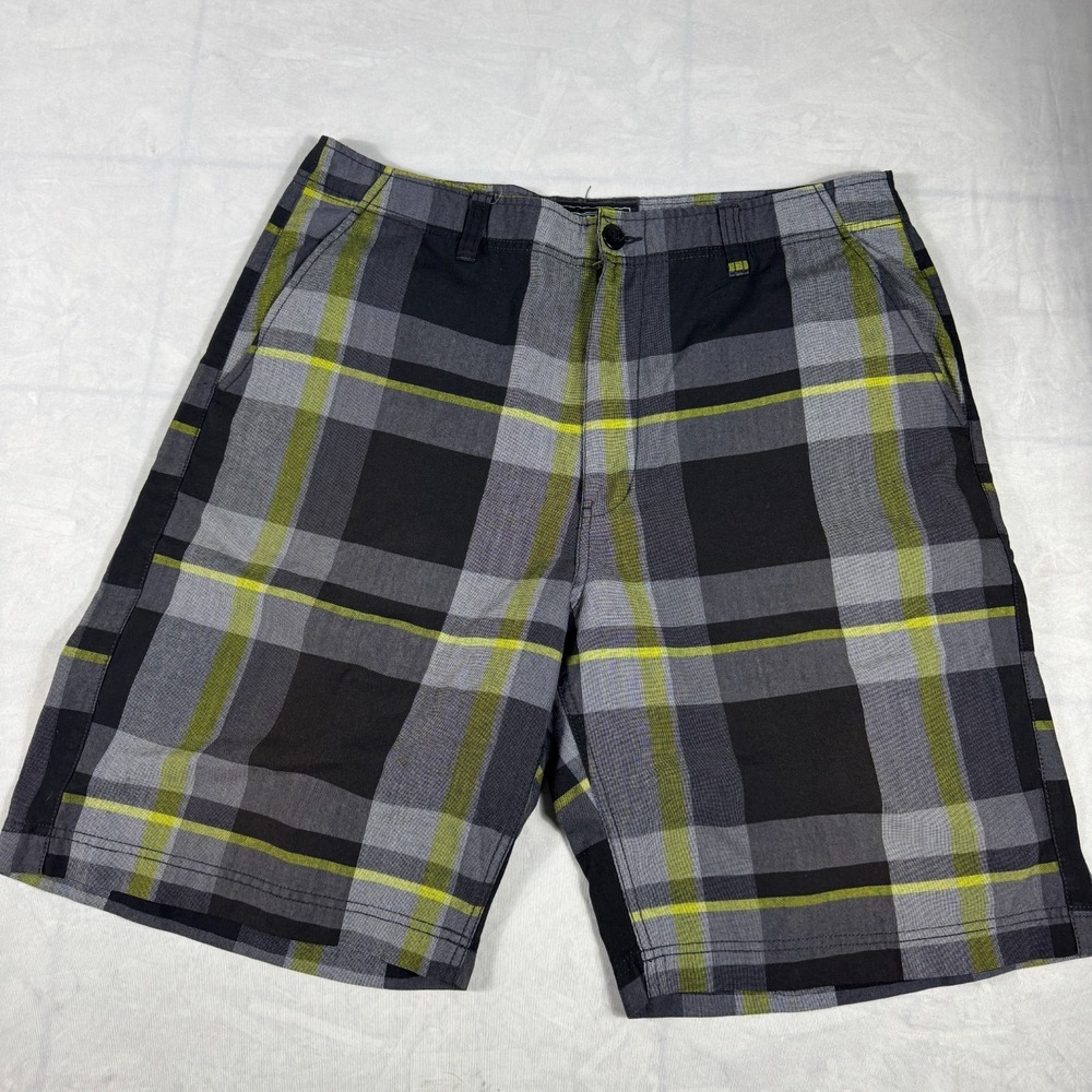 Champs‎ Mens Shorts Black Gray Plaid Flat Front Slash Pockets Comfort Outdoor 38